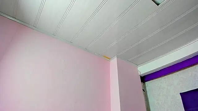 Snapshot of LeaMoreau22 chatting on 11/02/25, 12:54 LeaMoreau22 online show from 11/02/25, 12:54