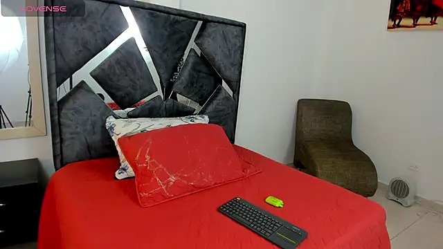 mia fox4 online show from 11/18/25, 12:30