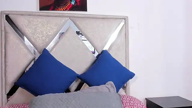 mia fox4 online show from 11/05/25, 02:31