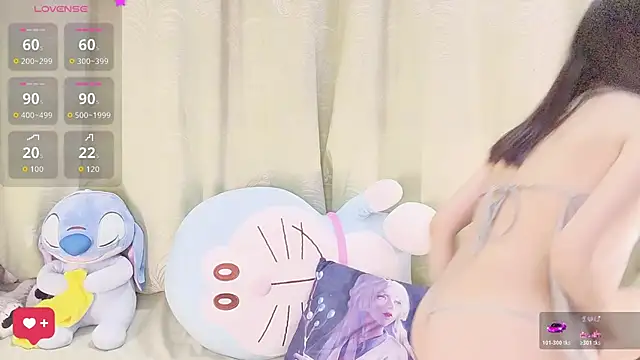 kindbee online show from 11/11/25, 09:37