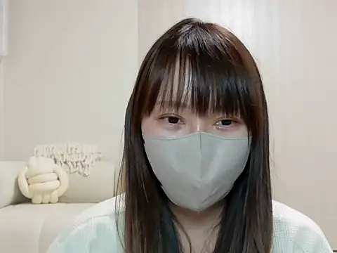 Snapshot of Risa_love chatting on 10/17/25, 12:07 Risa love online show from 10/17/25, 12:07