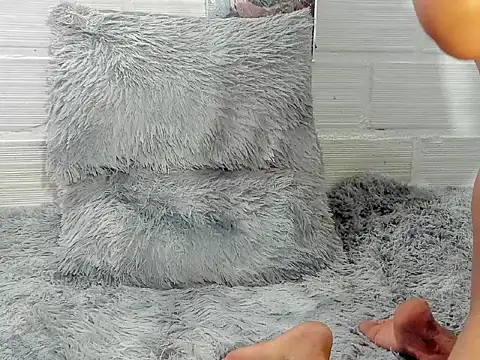 Daniell 007 online show from 11/17/25, 07:01