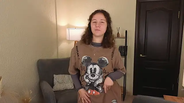 Snapshot of BrendaScot chatting on 10/16/25, 01:19 BrendaScot online show from 10/16/25, 01:19