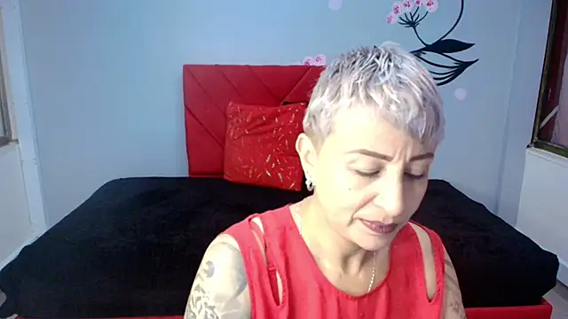 Charlotte  Gray online show from 11/10/25, 12:21