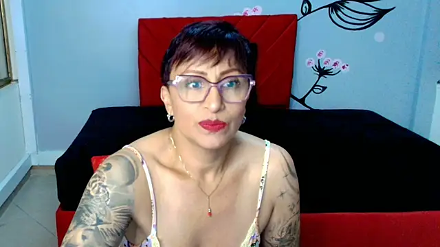 Charlotte  Gray online show from 10/09/25, 05:19