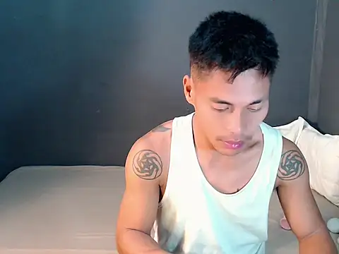 Cute Lucas online show from 10/06/25, 02:46