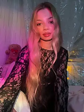  Siennaaa  online show from 03/05/26, 09:00