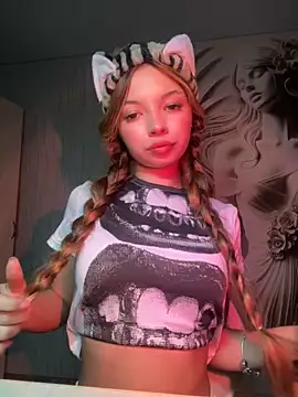  Siennaaa  online show from 10/09/25, 08:53