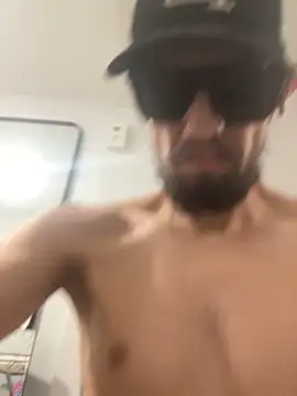 daddydannyboy13 online show from 10/08/25, 09:11