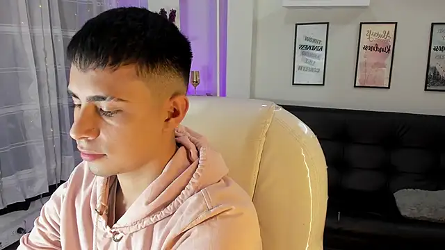 Nyko ds online show from 10/31/25, 04:20