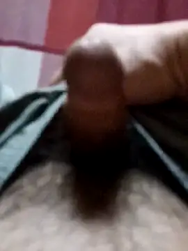 Snapshot of chougegg0214 chatting on 10/10/25, 11:27 chougegg0214 online show from 10/10/25, 11:27