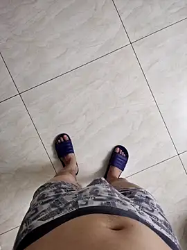 Snapshot of chougegg0214 chatting on 04/09/26, 01:39 chougegg0214 online show from 04/09/26, 01:39