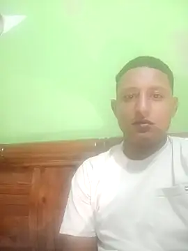 Soy Fernandito777 online show from 10/05/25, 06:04