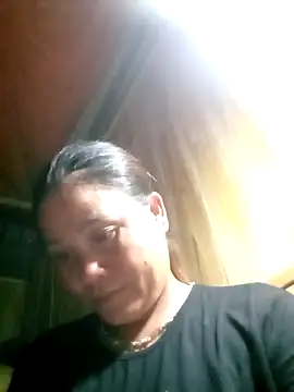 Snapshot of bae-bae chatting on 10/04/25, 05:31 bae-bae online show from 10/04/25, 05:31