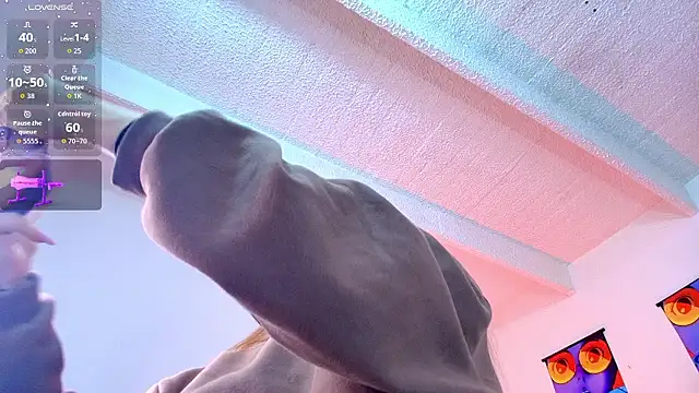 Bennuluspeach  online show from 01/12/26, 12:45