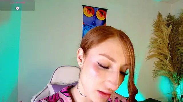 Bennuluspeach  online show from 05/20/26, 11:07