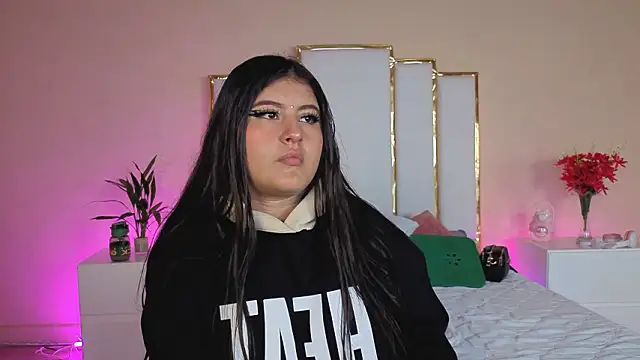 AnnaSwift  online show from 03/24/26, 12:49