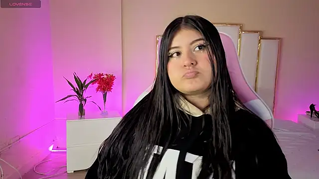 AnnaSwift  online show from 04/17/26, 01:03