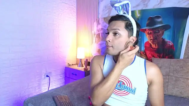 Dominica doll online show from 10/18/25, 11:23