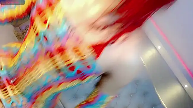 Saraa Jone online show from 10/18/25, 11:12