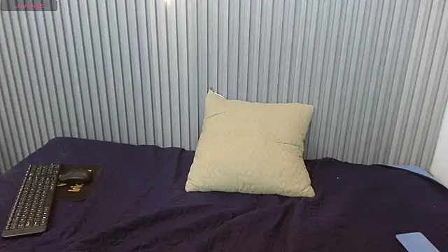Snapshot of StiwenTwink chatting on 04/15/26, 07:58 StiwenTwink online show from 04/15/26, 07:58