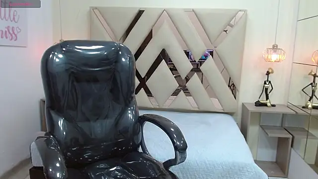 Snapshot of StiwenTwink chatting on 03/26/26, 02:59 StiwenTwink online show from 03/26/26, 02:59