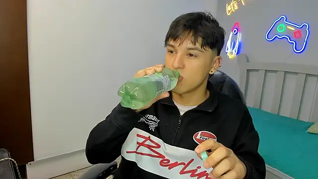 StiwenTwink online show from 11/06/25, 02:54