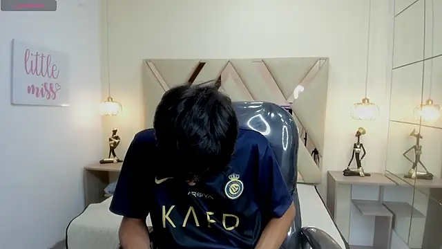 Snapshot of StiwenTwink chatting on 03/21/26, 04:22 StiwenTwink online show from 03/21/26, 04:22