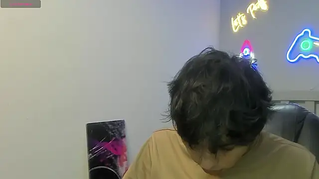 Snapshot of StiwenTwink chatting on 01/19/26, 02:10 StiwenTwink online show from 01/19/26, 02:10