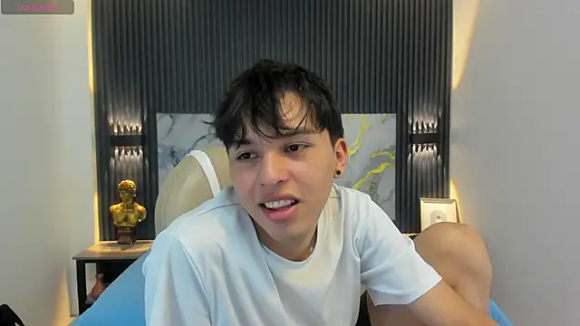 StiwenTwink online show from 10/21/25, 04:39