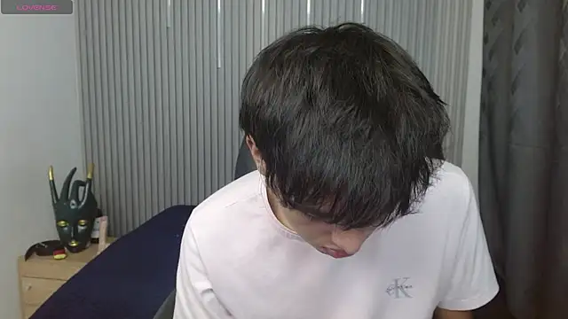 Snapshot of StiwenTwink chatting on 04/16/26, 03:13 StiwenTwink online show from 04/16/26, 03:13
