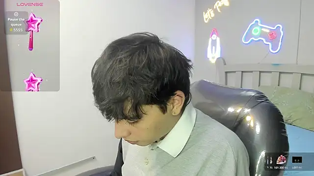 StiwenTwink online show from 12/17/25, 07:30