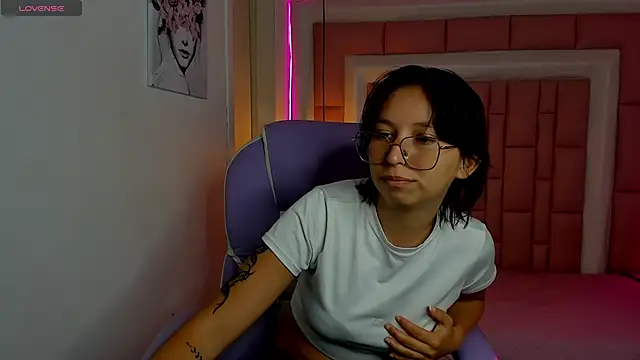 Snapshot of Klaret_Toy chatting on 05/31/26, 06:09 Klaret Toy online show from 05/31/26, 06:09