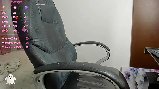 Klaret Toy online show from 10/29/25, 04:44