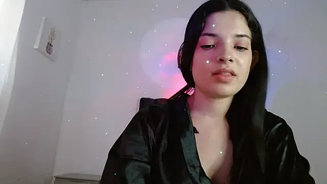 ManuelaDelgado online show from 10/07/25, 08:32