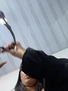 SaraMistick online show from 04/01/26, 12:28