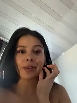 SaraMistick online show from 11/15/25, 01:15