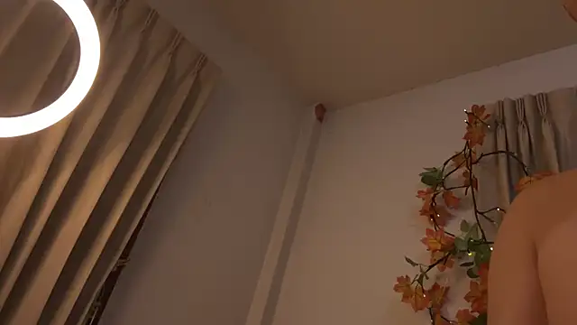 zghn88 online show from 10/25/25, 11:53