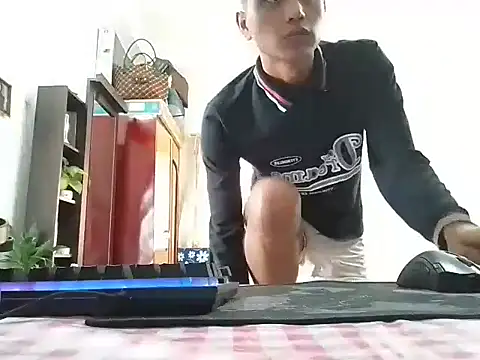 amanWildstalion online show from 11/24/25, 07:08