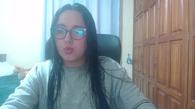 Venus cat  online show from 01/17/26, 05:22