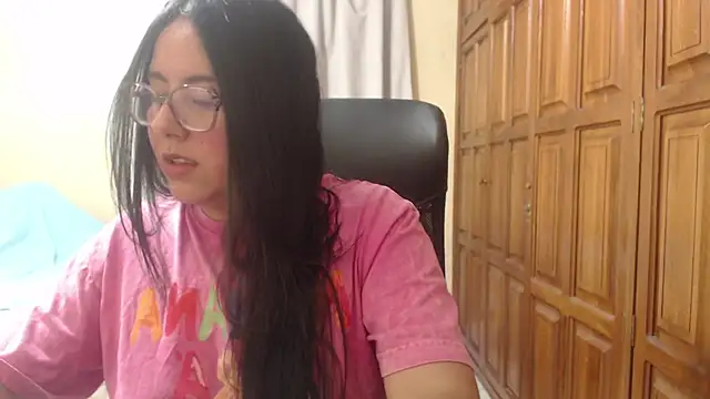 Venus cat  online show from 07/05/26, 01:54
