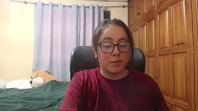 Venus cat  online show from 02/13/26, 12:21