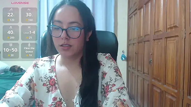 Venus cat  online show from 01/18/26, 03:21