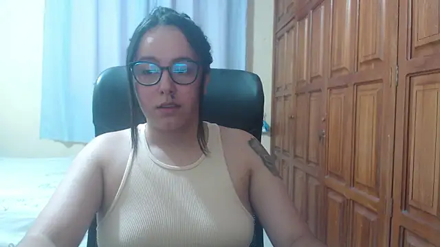 Venus cat  online show from 01/12/26, 03:24