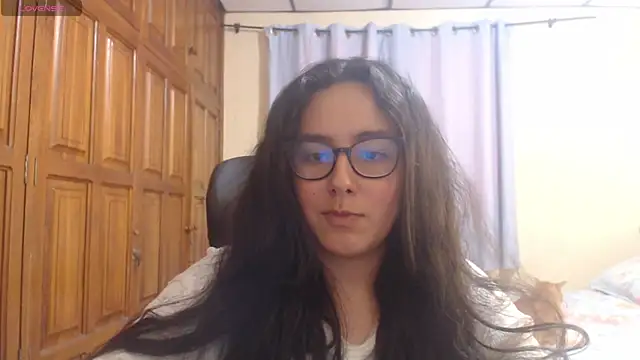 Venus cat  online show from 12/20/25, 05:10