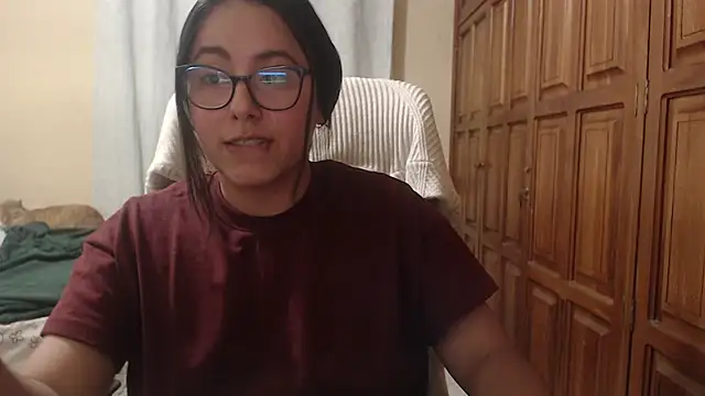 Venus cat  online show from 02/18/26, 03:26