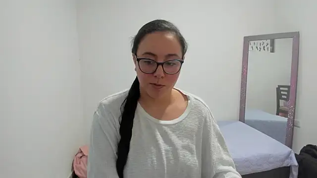 Venus cat  online show from 10/16/25, 09:34