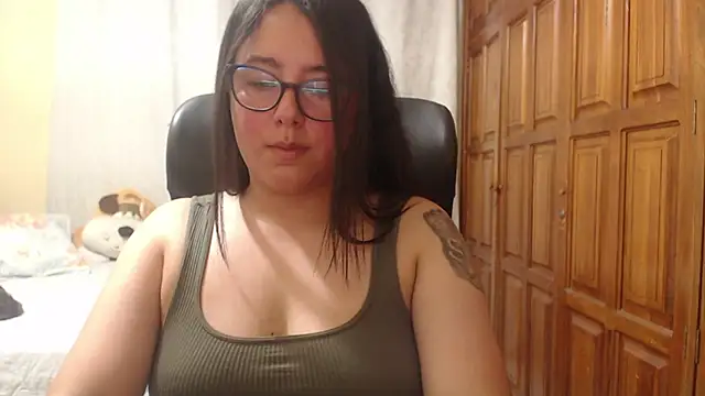 Venus cat  online show from 05/29/26, 04:18