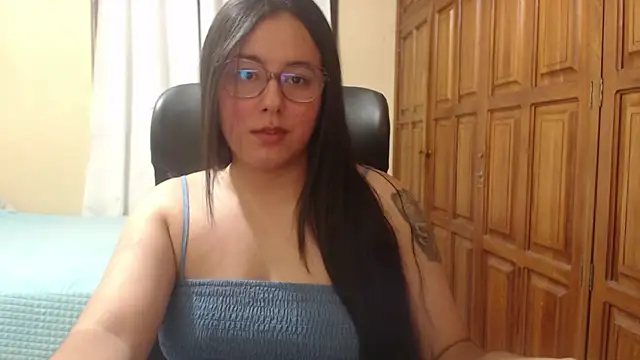 Venus cat  online show from 07/26/26, 03:13