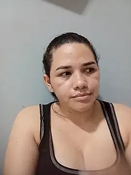 andrea smitth online show from 12/18/25, 01:11